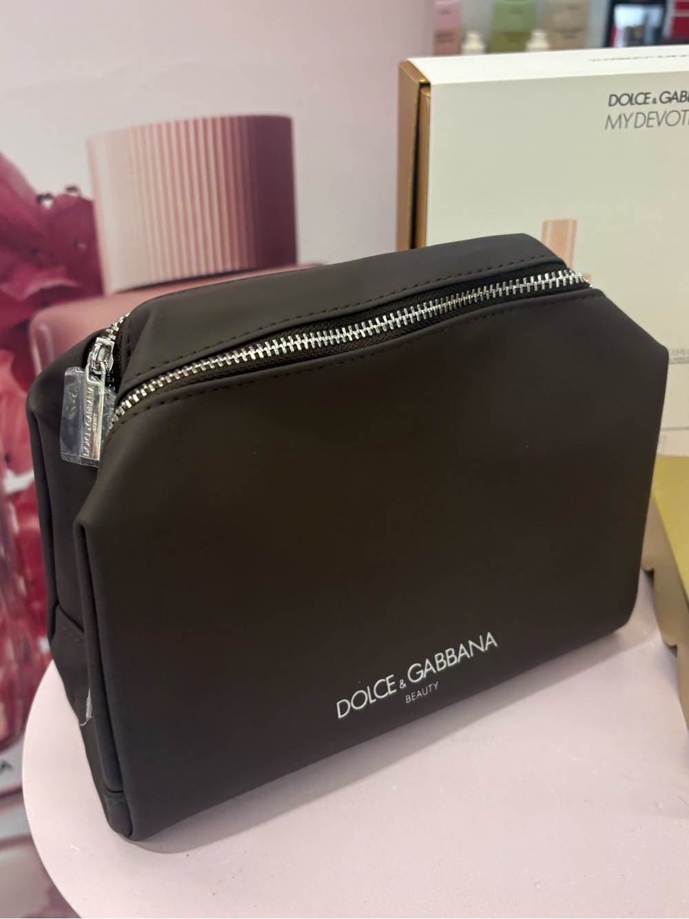 🆕💫Dolce & Gabbana - Taupe makeup or Toiletry Pouch with two Silver Zip